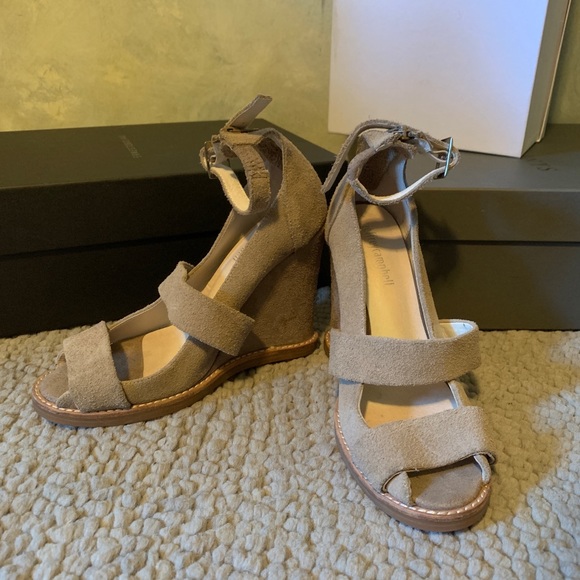 jeffrey campbell wedge heels